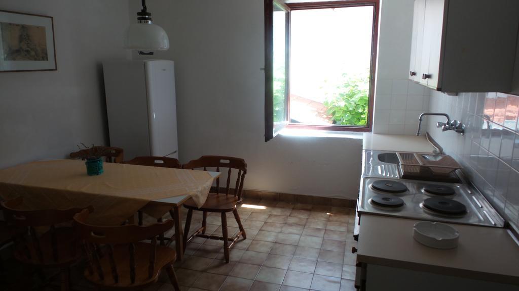 Tihana Apartments Jadranovo Bilik gambar