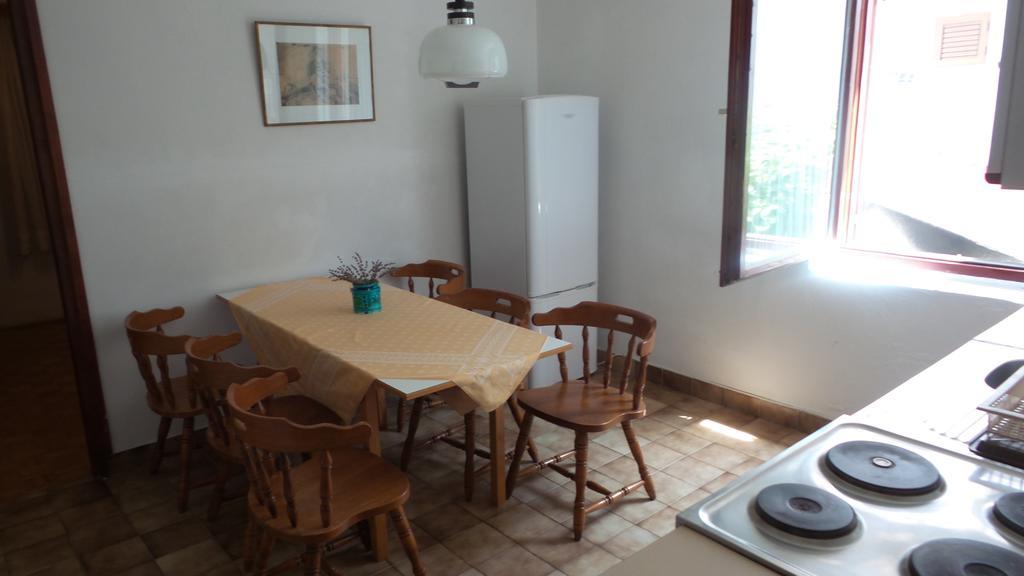 Tihana Apartments Jadranovo Bilik gambar